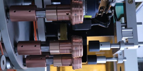 1 color 50 pcs/min Jarras automáticas y tapones de botellas Máquina de impresión de pantalla UV