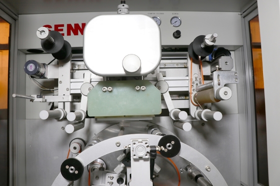 Máquina automática de estampado en caliente de 1 color 3000 pcs/hr