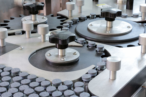 Precisión 0,5 mm Máquina automática de etiquetado 750 botellas/minuto
