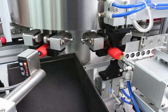 2Kw 220VAC Máquina de etiquetado de lápiz labial controlada por PLC con 60-90 piezas/min