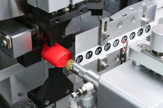 Máquina de etiquetado de la barra de labios del control del PLC de 2KW 220VAC