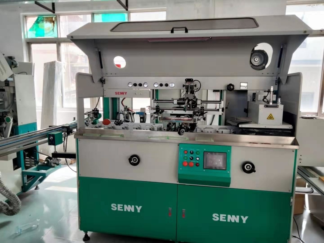 Máquina ULTRAVIOLETA conducida servo de Multicolor Screen Printing de la impresora de la botella con el etiquetado de sellado caliente